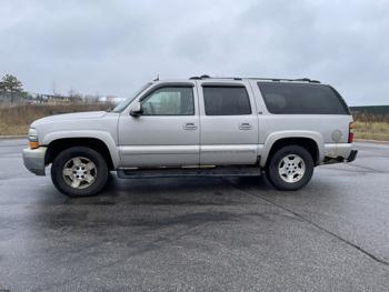 2004 chevrolet suburban with 289418 miles for sale near elk-river, minnesota fa44e70d6537431e82a11e74bd33b2ce.jpg