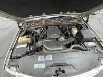 2004 chevrolet suburban with 289418 miles for sale near elk-river, minnesota fc676cbca67f452ebb536b0fa2c94555.jpg
