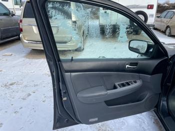 2004 honda accord ex-v6 with 131939 miles for sale near elk-river, minnesota ff4198a6a4e140d4bee1ac7e62dc2f19.jpg