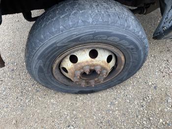 2003 ford e-350 with 214526 miles for sale near elk-river, minnesota ff8d1e1d272a43b3bf870dd35469ef18.jpg